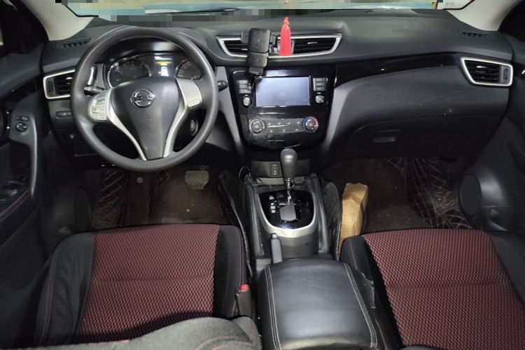 Used Nissan Qashqai 2017 2.0L CVT Elite Edition China V Standard Center Console