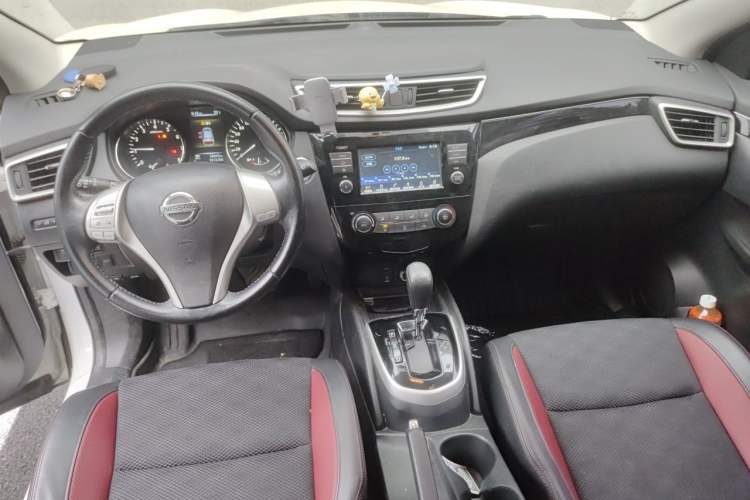 Used Nissan Qashqai 2017 2.0L CVT Luxury Edition China V Standard Center Console
