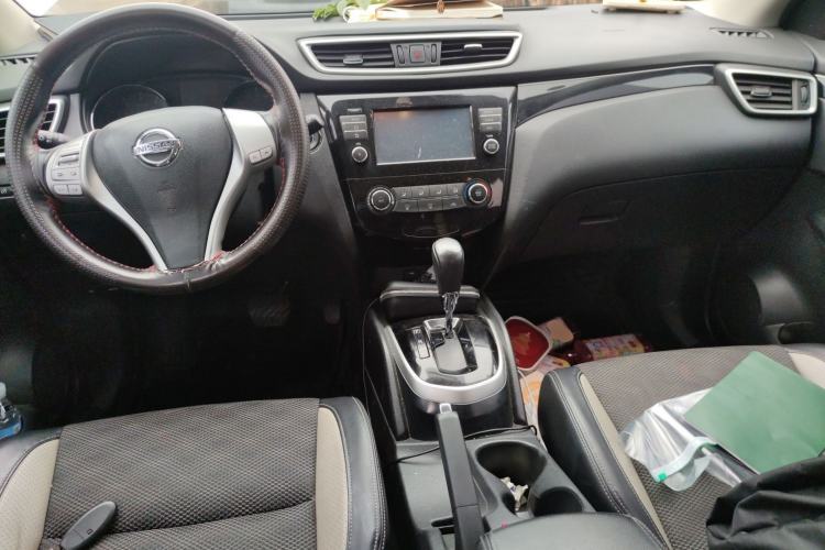 Used Nissan Qashqai 2017 2.0L CVT Luxury Edition China V Standard Center Console