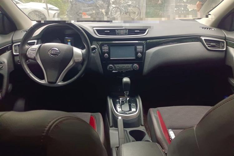Used Nissan Qashqai 2017 2.0L CVT Luxury Edition China V Standard Center Console