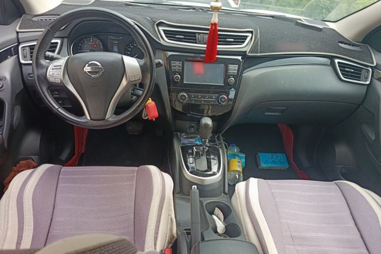 Used Nissan Qashqai 2017 2.0L CVT Smart Enjoyment Version China V Standard Center Console
