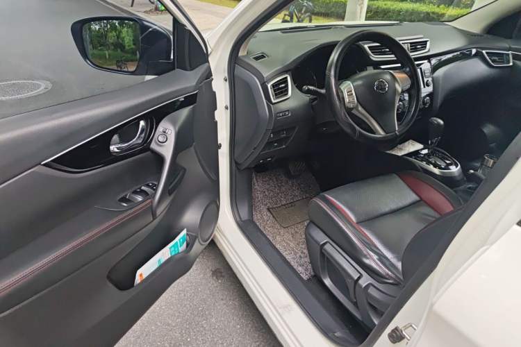 Used Nissan Qashqai 2017 2.0L CVT Smart Enjoyment Version China V Standard Driver Seat