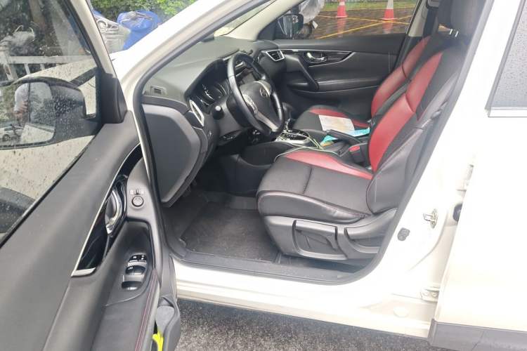 Used Nissan Qashqai 2017 2.0L CVT Smart Enjoyment Version China V Standard Driver Seat