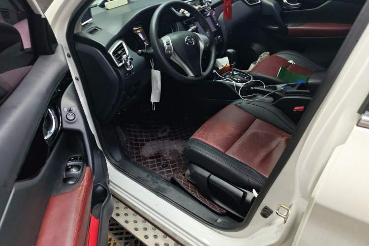 Used Nissan Qashqai 2017 2.0L CVT Elite Edition China V Standard Driver Seat