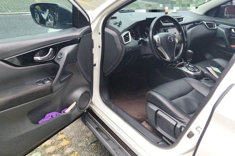 Used Nissan Qashqai 2017 2.0L CVT Elite Edition China V Standard Driver Seat