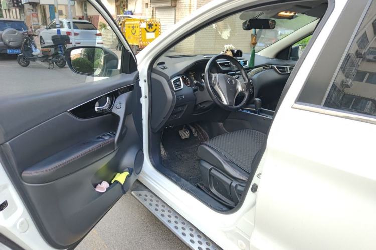 Used Nissan Qashqai 2017 2.0L CVT Smart Enjoyment Version China VI Standard Driver Seat