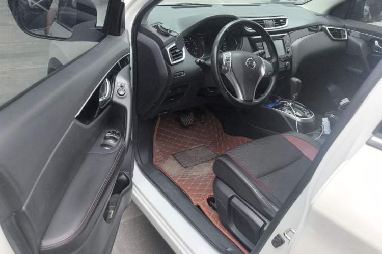 Used Nissan Qashqai 2017 2.0L CVT Smart Enjoyment Version China VI Standard Driver Seat