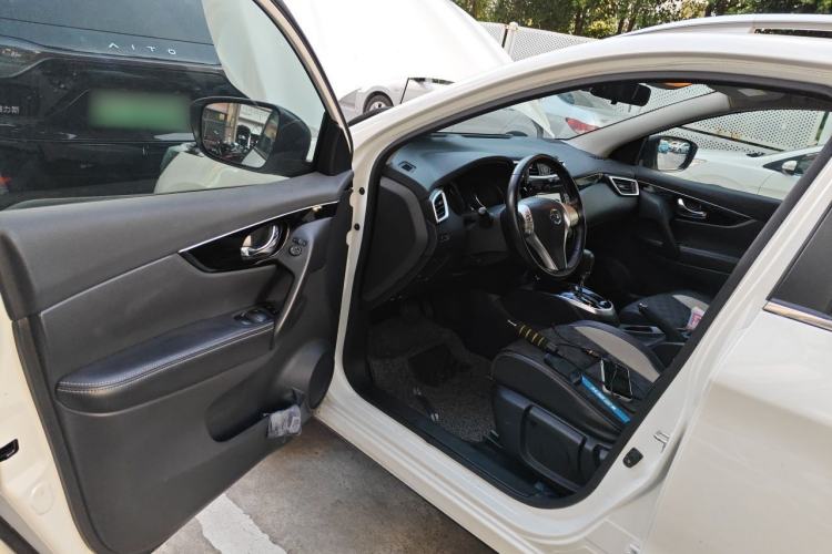 Used Nissan Qashqai 2017 2.0L CVT Smart Enjoyment Version China V Standard Driver Seat