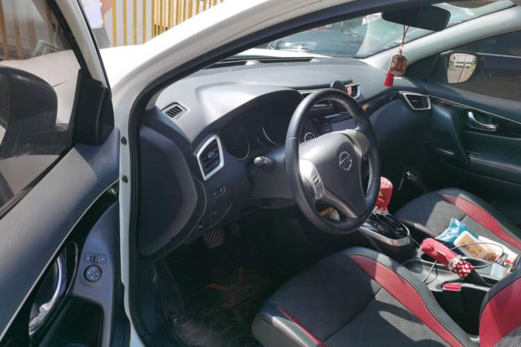 Used Nissan Qashqai 2017 2.0L CVT Luxury Edition China VI Standard Driver Seat