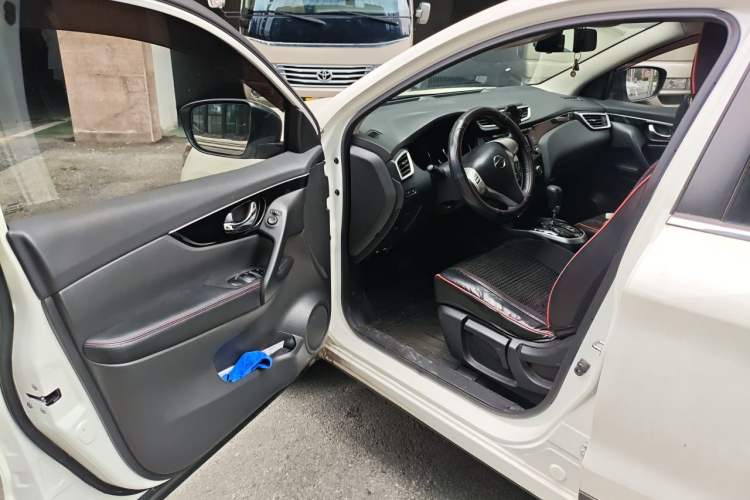 Used Nissan Qashqai 2017 2.0L CVT Smart Enjoyment Version China V Standard Driver Seat