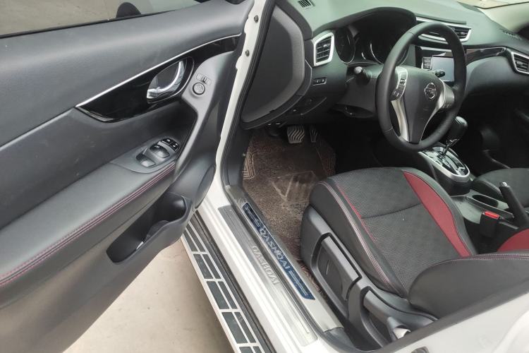 Used Nissan Qashqai 2017 2.0L CVT Smart Enjoyment Version China V Standard Driver Seat