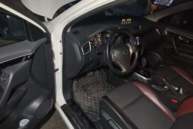 Used Nissan Qashqai 2017 2.0L CVT Smart Enjoyment Version China V Standard Driver Seat