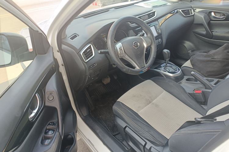 Used Nissan Qashqai 2017 2.0L CVT Elite Edition China V Standard Driver Seat