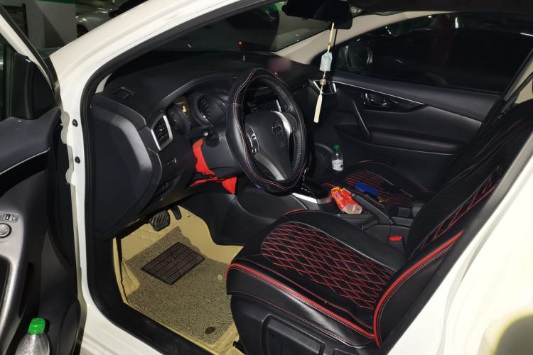 Used Nissan Qashqai 2017 2.0L CVT Luxury Edition China VI Standard Driver Seat