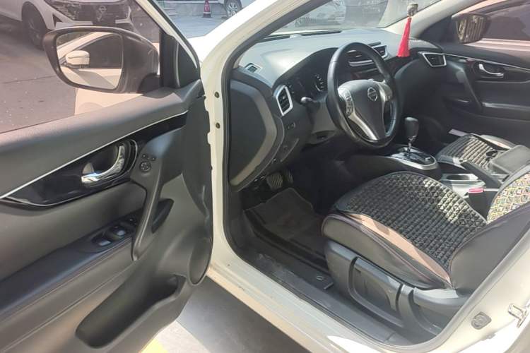 Used Nissan Qashqai 2017 2.0L CVT Smart Enjoyment Version China V Standard Driver Seat