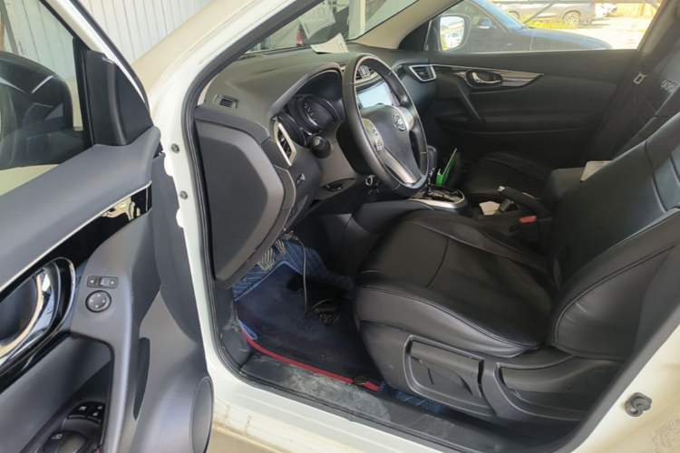Used Nissan Qashqai 2017 2.0L CVT Smart Enjoyment Version China V Standard Driver Seat