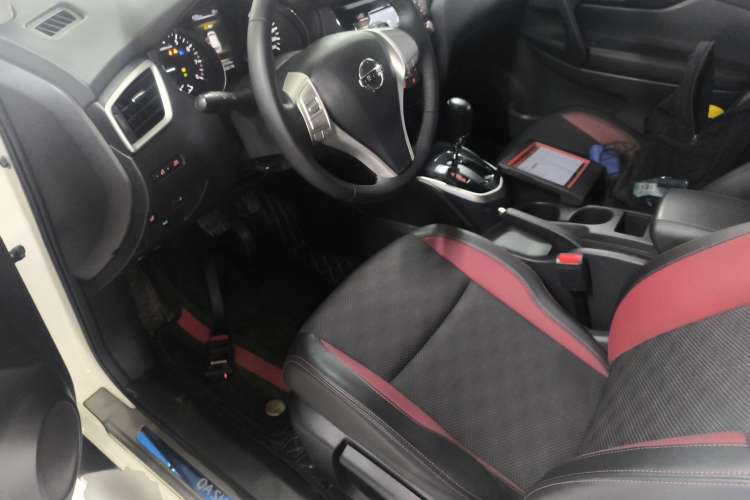 Used Nissan Qashqai 2017 2.0L CVT Smart Enjoyment Version China V Standard Driver Seat