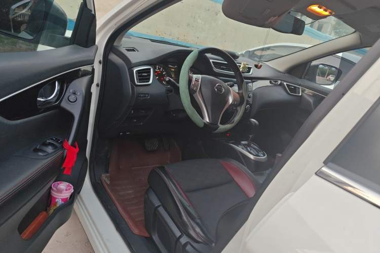 Used Nissan Qashqai 2017 2.0L CVT Smart Enjoyment Version China V Standard Driver Seat