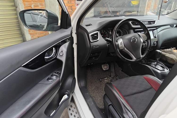 Used Nissan Qashqai 2017 2.0L CVT Smart Enjoyment Version China V Standard Driver Seat