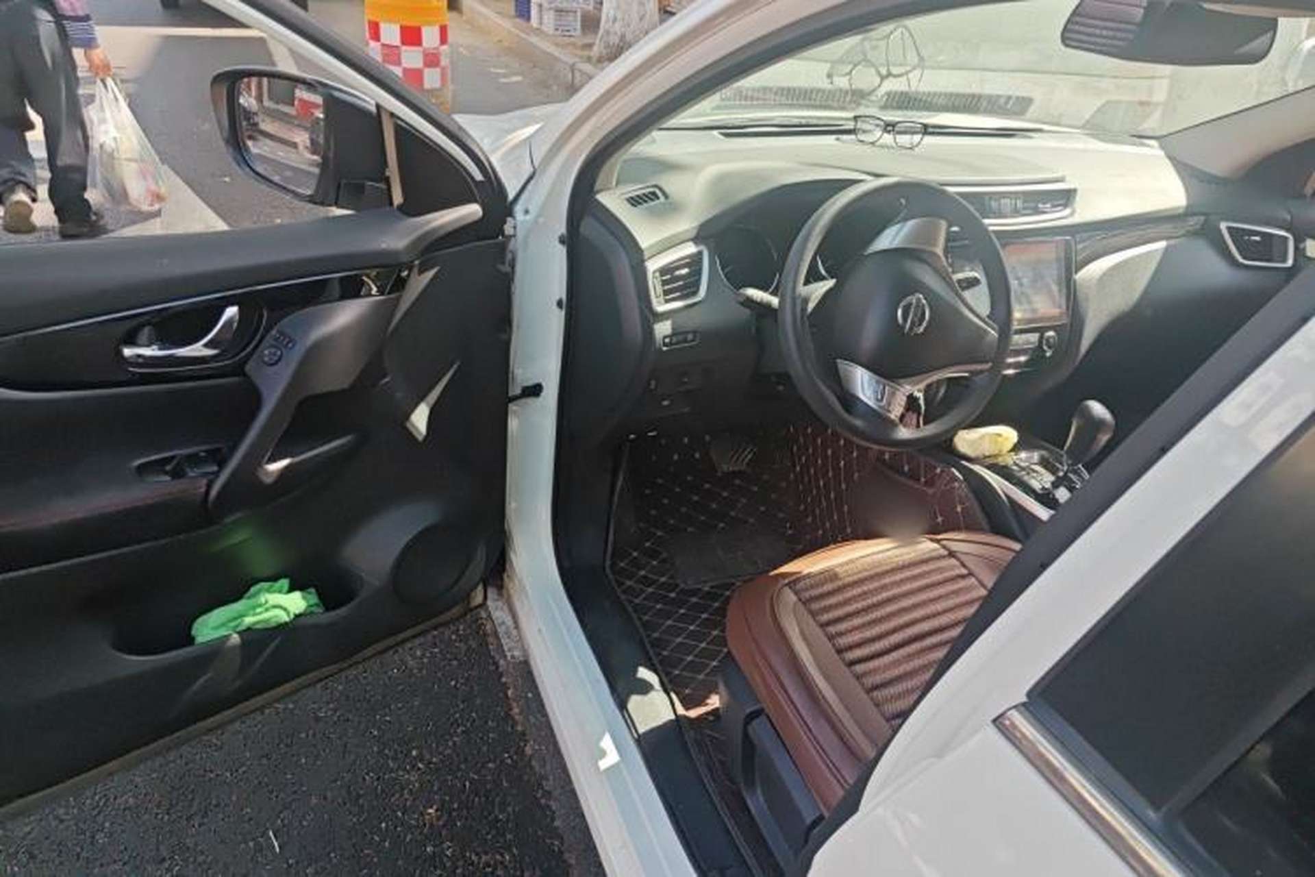 Used Nissan Qashqai 2017 2.0L CVT Elite Edition China V Standard Driver Seat