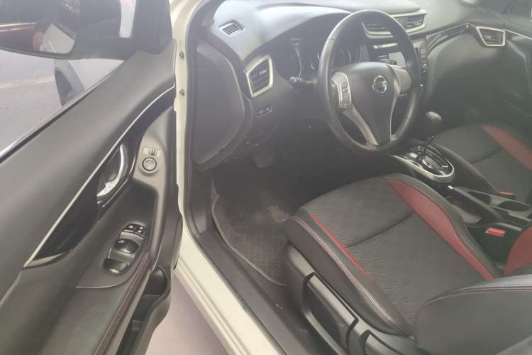 Used Nissan Qashqai 2017 2.0L CVT Smart Enjoyment Version China V Standard Driver Seat