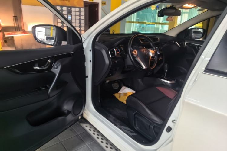 Used Nissan Qashqai 2017 2.0L CVT Smart Enjoyment Version China V Standard Driver Seat