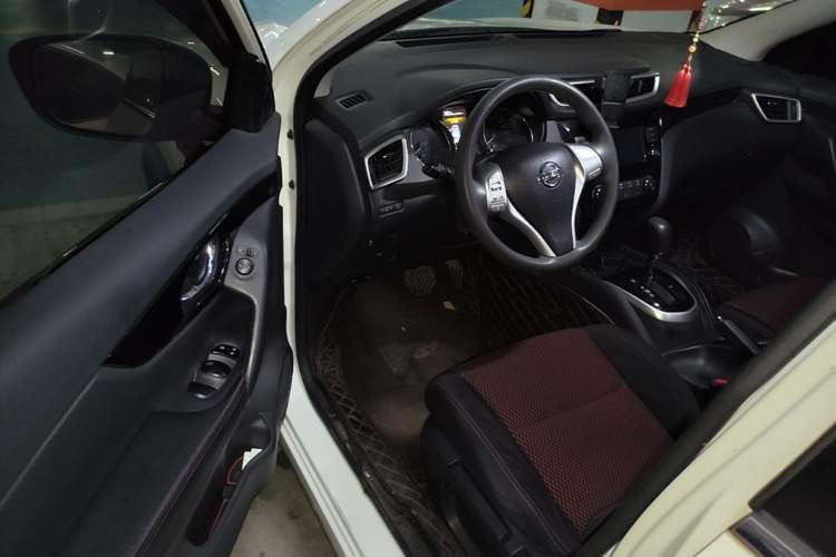 Used Nissan Qashqai 2017 2.0L CVT Elite Edition China V Standard Driver Seat