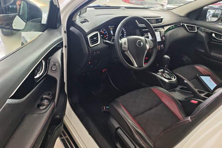 Used Nissan Qashqai 2017 2.0L CVT Smart Enjoyment Version China VI Standard Driver Seat