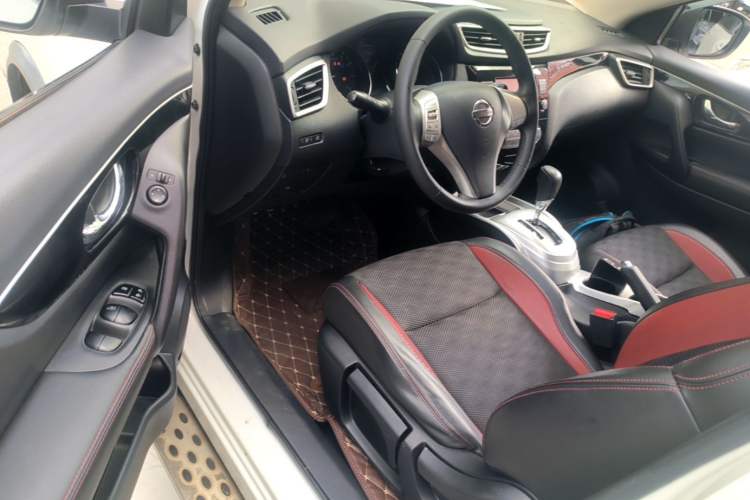 Used Nissan Qashqai 2017 2.0L CVT Smart Enjoyment Version China V Standard Driver Seat