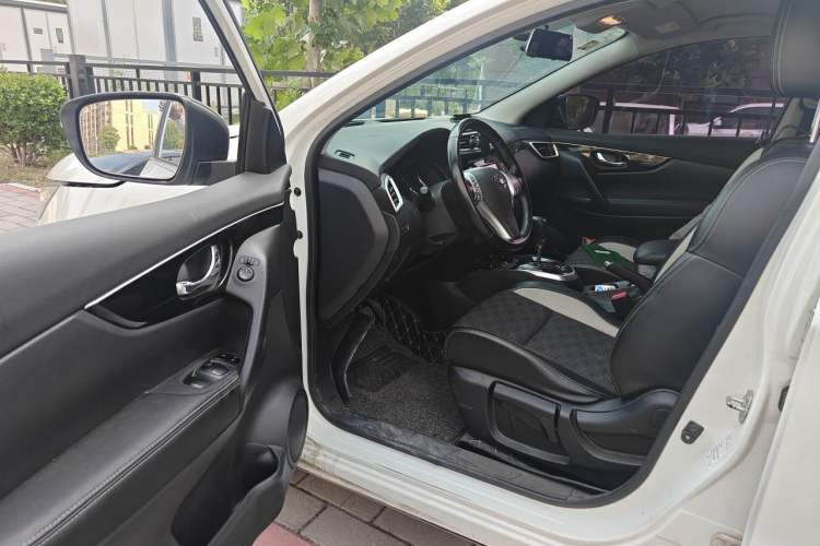 Used Nissan Qashqai 2017 2.0L CVT Smart Enjoyment Version China V Standard Driver Seat