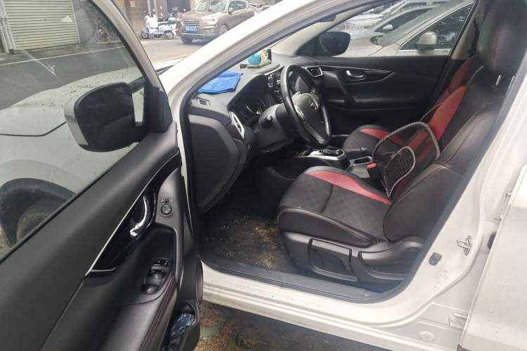 Used Nissan Qashqai 2017 2.0L CVT Smart Enjoyment Version China V Standard Driver Seat