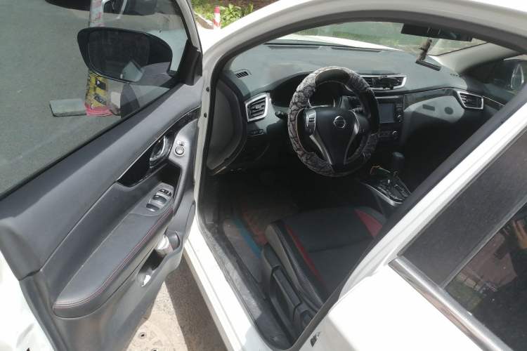 Used Nissan Qashqai 2017 2.0L CVT Smart Enjoyment Version China V Standard Driver Seat