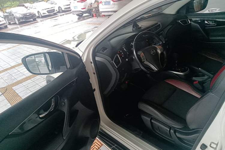 Used Nissan Qashqai 2017 2.0L CVT Smart Enjoyment Version China V Standard Driver Seat