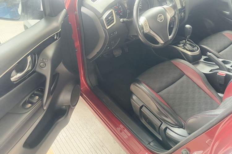 Used Nissan Qashqai 2017 2.0L CVT Smart Enjoyment Version China VI Standard Driver Seat