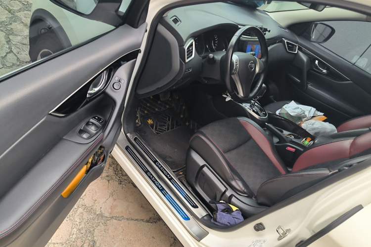 Used Nissan Qashqai 2017 2.0L CVT Smart Enjoyment Version China VI Standard Driver Seat