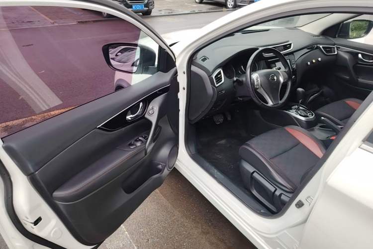 Used Nissan Qashqai 2017 2.0L CVT Smart Enjoyment Version China V Standard Driver Seat
