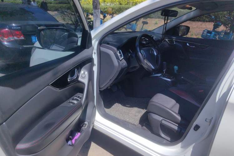 Used Nissan Qashqai 2017 2.0L CVT Smart Enjoyment Version China V Standard Driver Seat