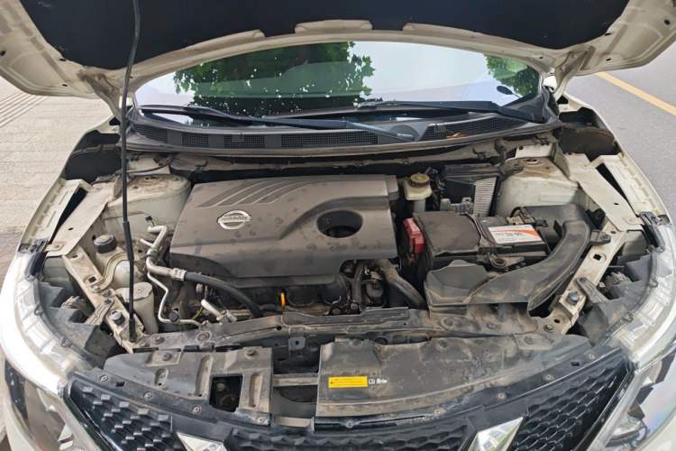 Used Nissan Qashqai 2017 2.0L CVT Smart Enjoyment Version China V Standard Engine Bay