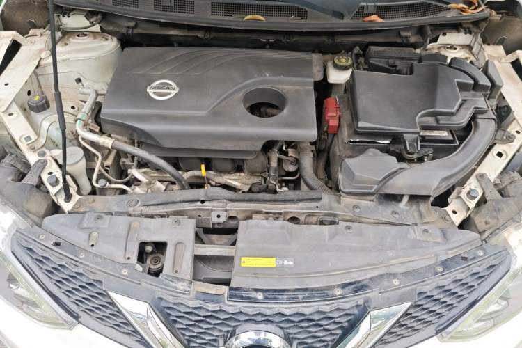 Used Nissan Qashqai 2017 2.0L CVT Smart Enjoyment Version China V Standard Engine Bay