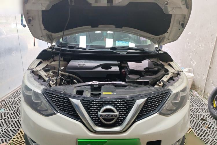 Used Nissan Qashqai 2017 2.0L CVT Elite Edition China V Standard Engine Bay