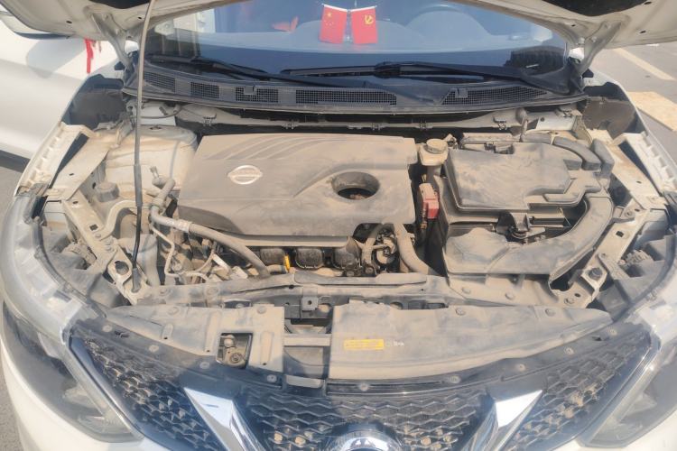 Used Nissan Qashqai 2017 2.0L CVT Smart Enjoyment Version China V Standard Engine Bay