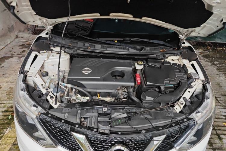 Used Nissan Qashqai 2017 2.0L CVT Smart Enjoyment Version China V Standard Engine Bay