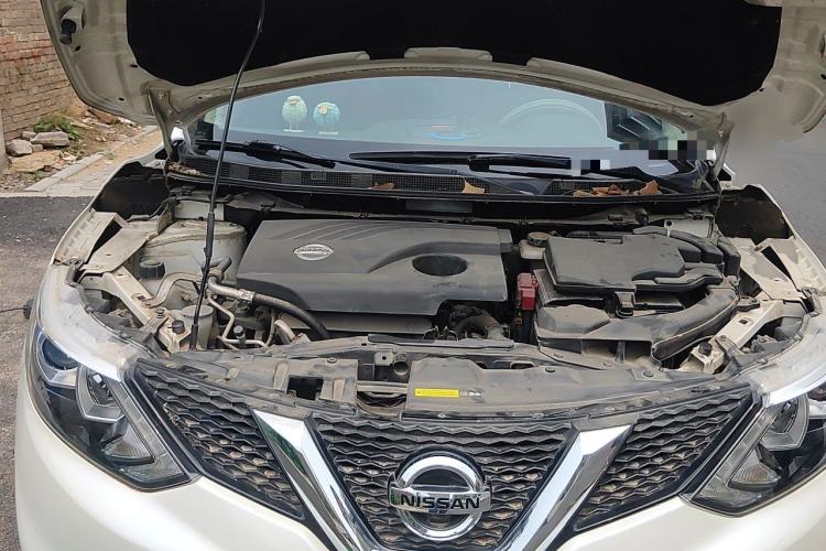 Used Nissan Qashqai 2017 2.0L CVT Luxury Edition China VI Standard Engine Bay