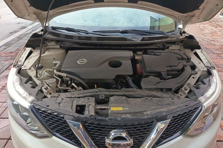 Used Nissan Qashqai 2017 2.0L CVT Smart Enjoyment Version China V Standard Engine Bay