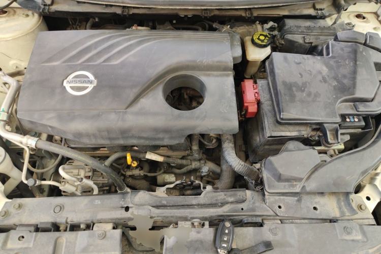Used Nissan Qashqai 2017 2.0L CVT Smart Enjoyment Version China V Standard Engine Bay