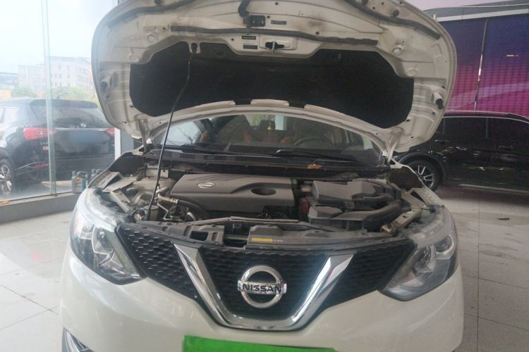 Used Nissan Qashqai 2017 2.0L CVT Elite Edition China V Standard Engine Bay