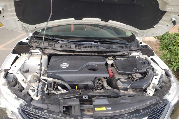 Used Nissan Qashqai 2017 2.0L CVT Smart Enjoyment Version China V Standard Engine Bay