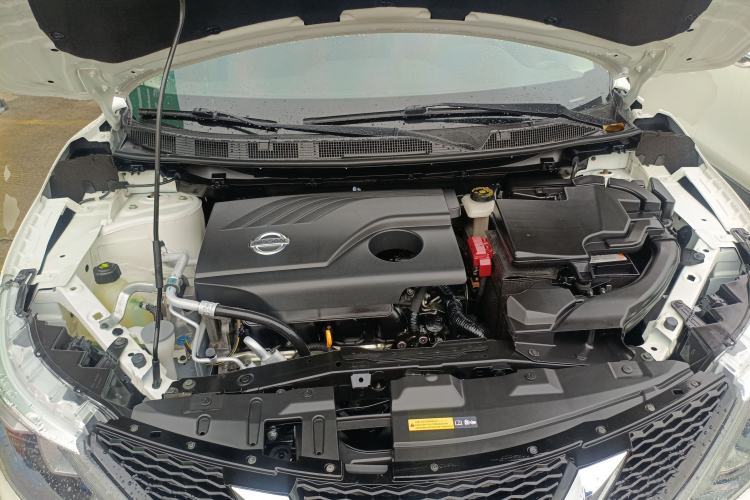 Used Nissan Qashqai 2017 2.0L CVT Smart Enjoyment Version China V Standard Engine Bay