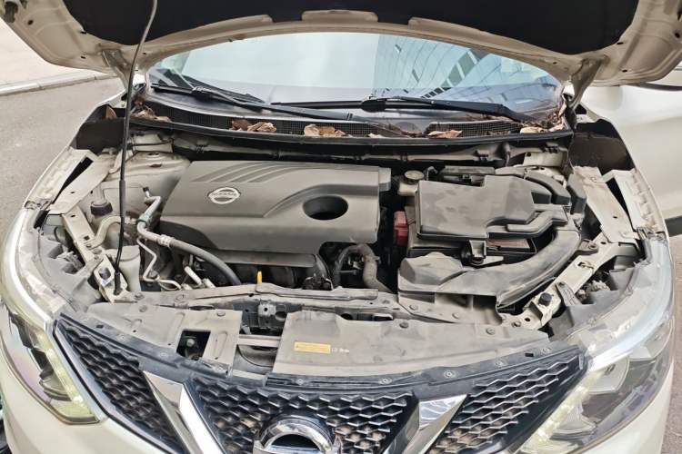 Used Nissan Qashqai 2017 2.0L CVT Smart Enjoyment Version China V Standard Engine Bay