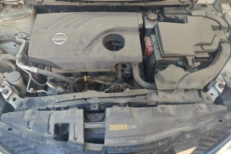 Used Nissan Qashqai 2017 2.0L CVT Smart Enjoyment Version China V Standard Engine Bay